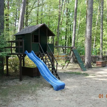 بيت للعطل Letniskowe Biedronka